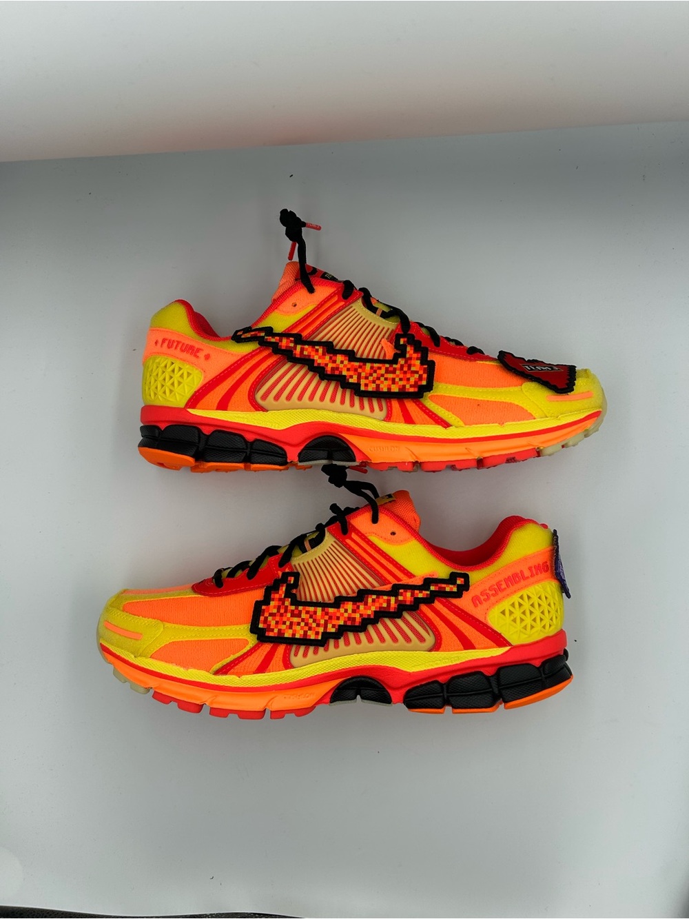 Nike Zoom Vomero 5 Doernbecher 2023 FD9711-602 Men’s Size 12 Bright Crimson DS